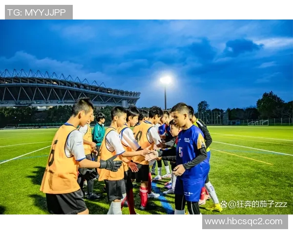 足球先锋引领新时代球员风潮助力中国足球崛起与发展